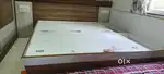 Bed king size