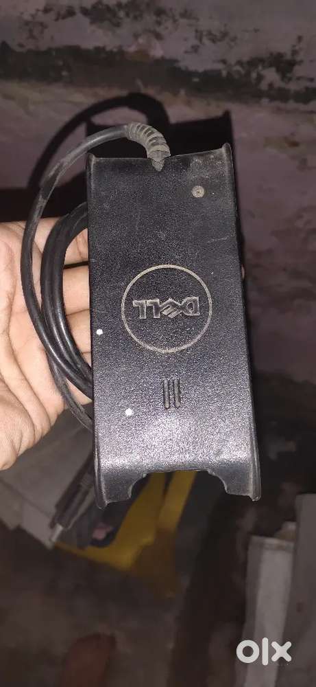 Dell adaptor new condition no problem best price good work