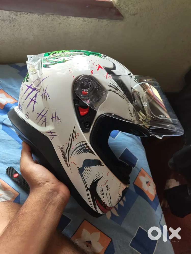 Axor Joker's Helmet