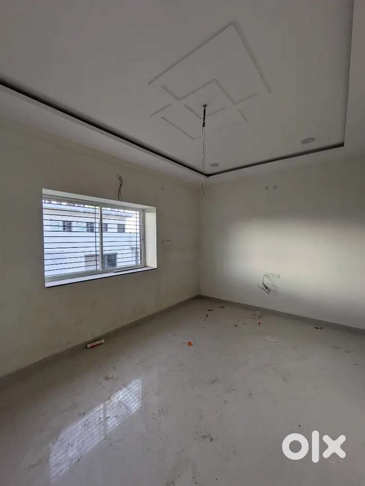 2bhk premium flats available near hazaripahad. Close to centre point