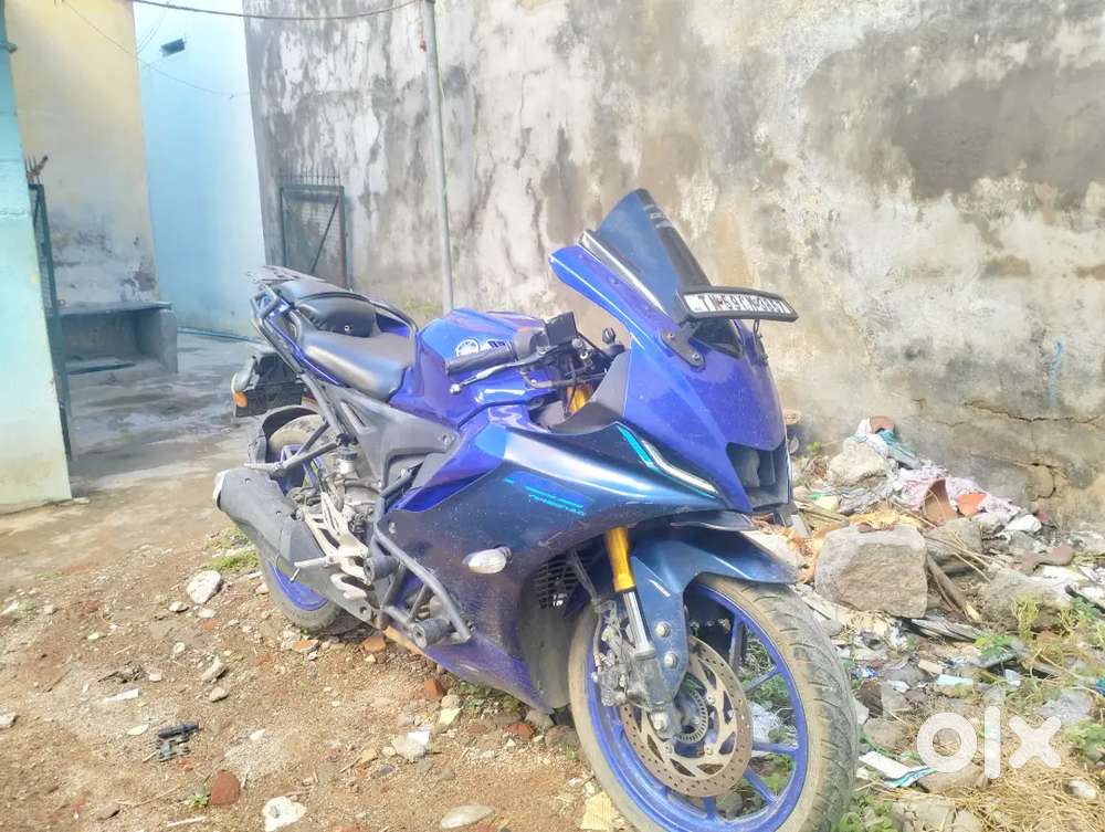 R15 v4 sale...