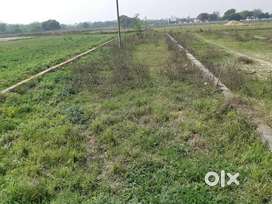 plot for sale 6500 Rs per gaz, shop in venus tower medical road