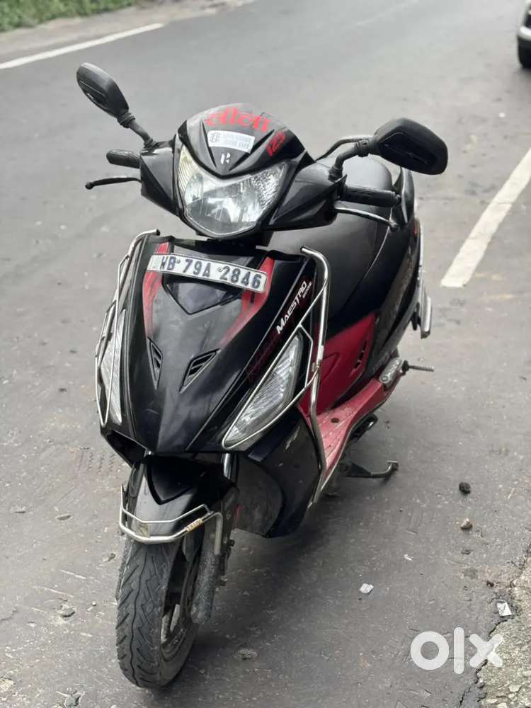 Maestro edge 125 BSVI 2020 almost new condition & up to date documents