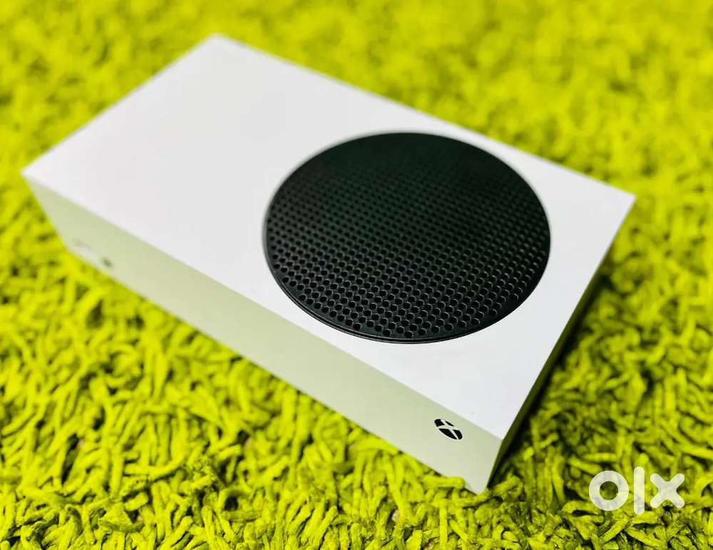 Xbox series s white variant 512GB ssd