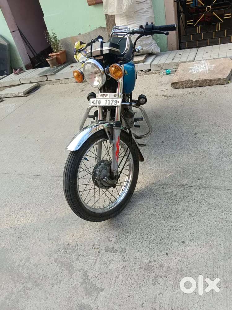 2nd owner bike wit good condition