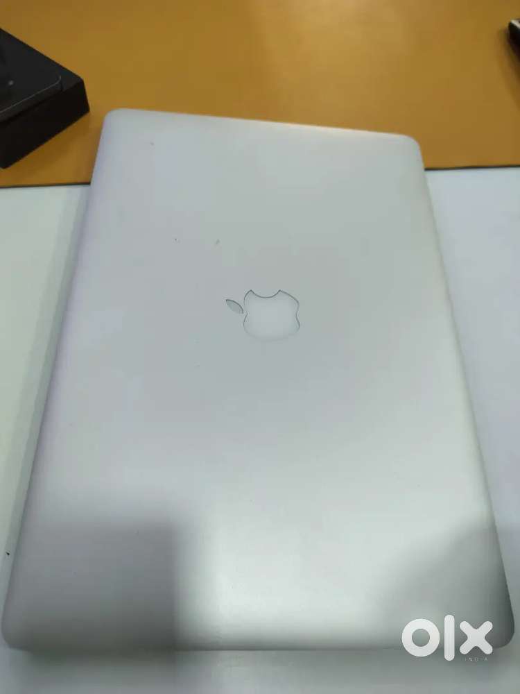 Apple macbook pro 2013 i7 8/256 gb perfect working