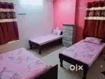 Girls pg at fatehganj fully furnished pg