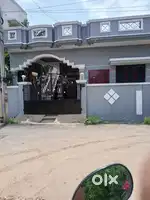 Independent house in prime location