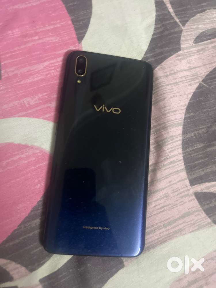 V11 pro blue color