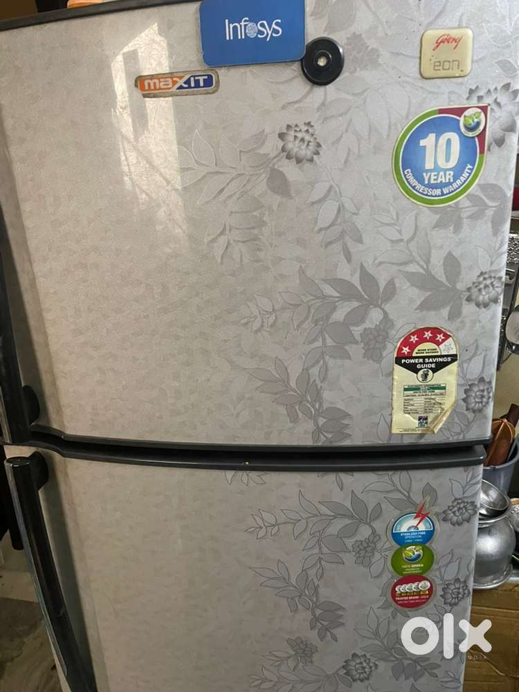 Double Door Refrigerator – Excellent Condition / Nearly New