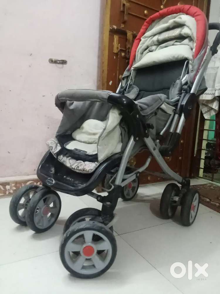 Baby walker troly