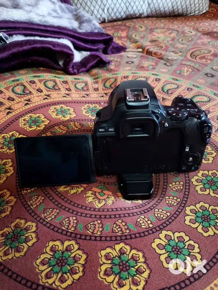 Single handed used only for 4 to 5 YouTube videos