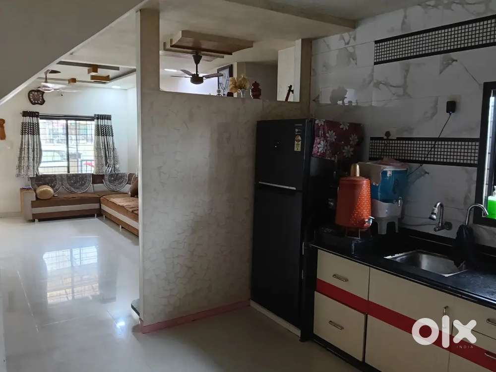 2 BHK bunglow Ro house with Fully Furniture and Solar