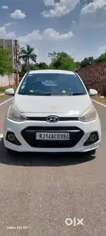 Hyundai Grand i10 2013-2016 Sportz, 2015, Petrol