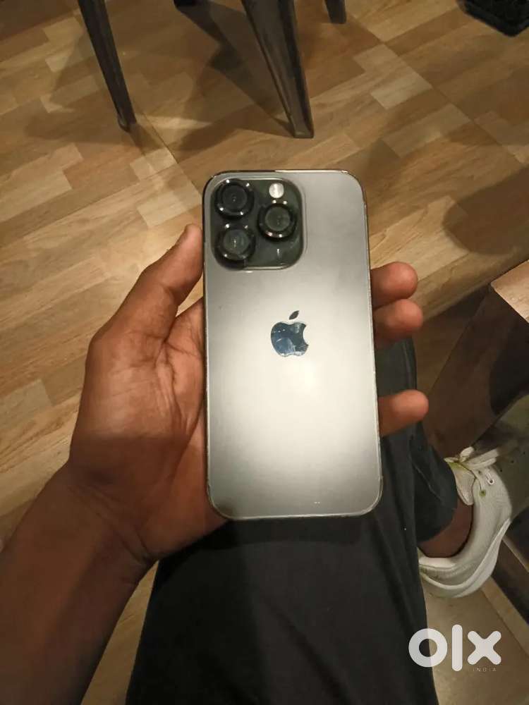 iPhone 14 pro 128gb no any scratch