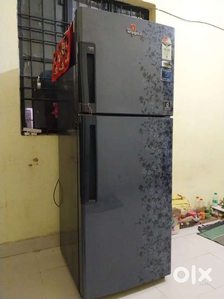 Whirlpool double door fridge
