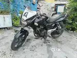 Pulser 150 cc bike. Engion complete no maintenance