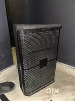 Speaker with amplifier