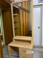 Dressing table