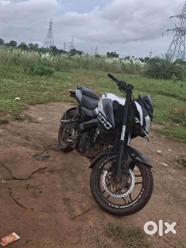 Ns 200 bs6 (2020) model