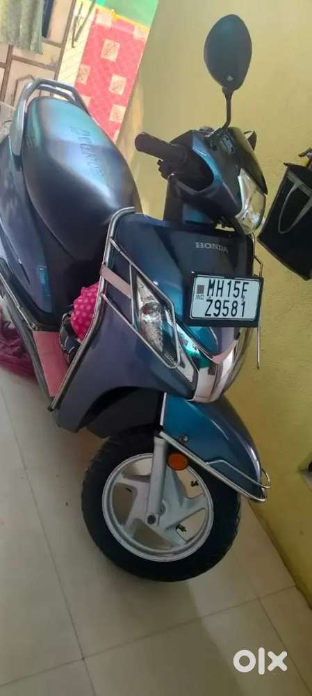 Activa khup bhari ahe