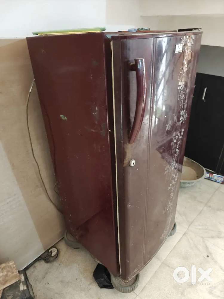 Video-con single door fridge