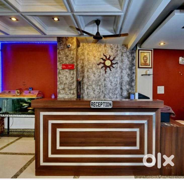 Cook and helper and weter