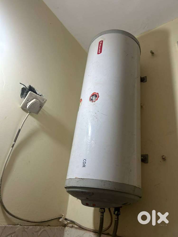 urgent sale Racold Geyser 20litres