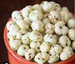Dry fruits seller( students of MBA in marketing)