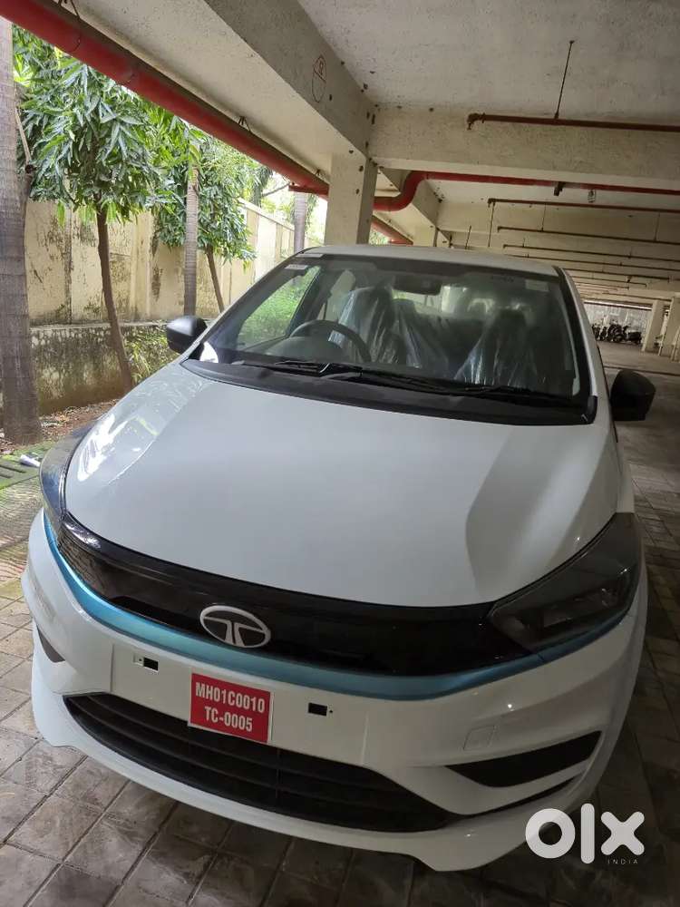 Full-time Corporate DrivingJob - Fixed Salary - Tata Tigor EV