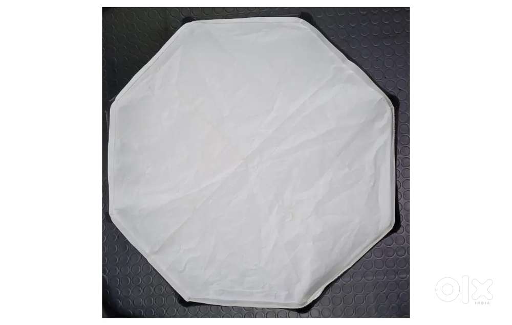 Digitek Lightweight & Portable Soft box - Bracket & 2 Diffuser Sheets