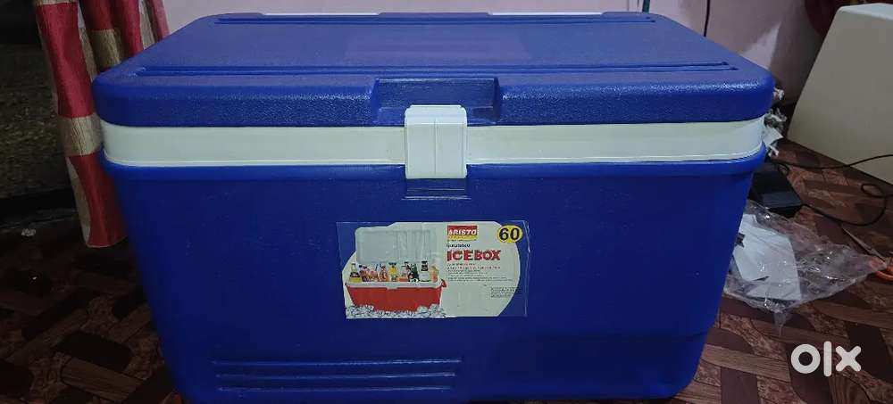 60ltr Ice box 2 Qty red and bule colour