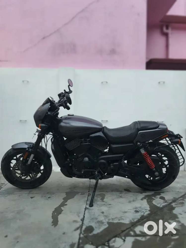 Harley Davidson Street Rod 750 Cafe Racer