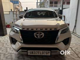 Toyota Fortuner 2023 Diesel 40000 Km Driven