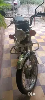 Antik  gadi and top condition koi kam nhi original gadi