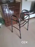 Adult walker