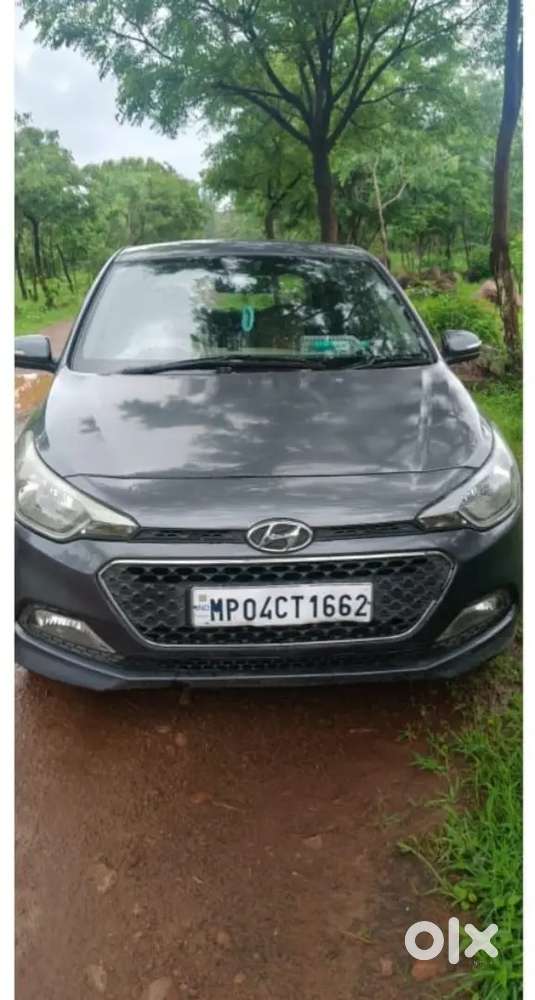 Hyundai i20 2017 Petrol 98800 Km Driven