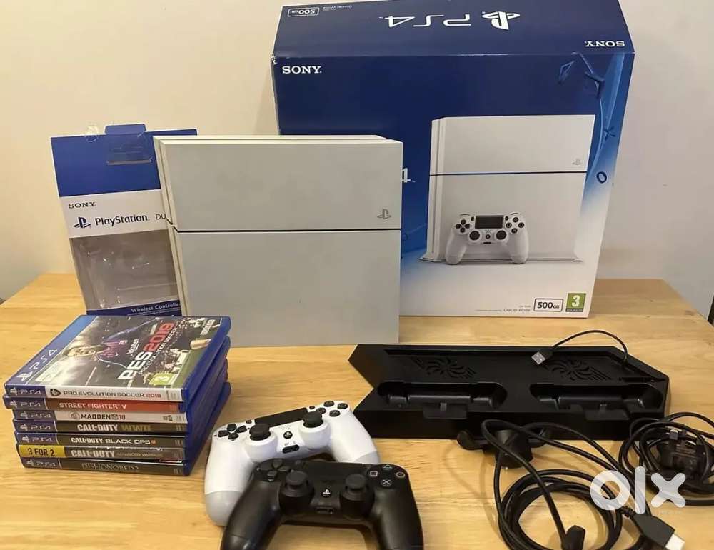 Sony PlayStation 4 Slim 500GB Console Glacier White 2 controllers