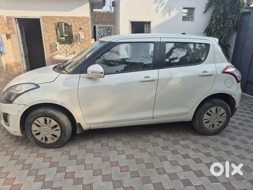 Maruti Suzuki Swift 2012 Diesel 115000 Km Driven yes no price 180000