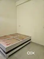 Fully furnished rooms flats available for rent