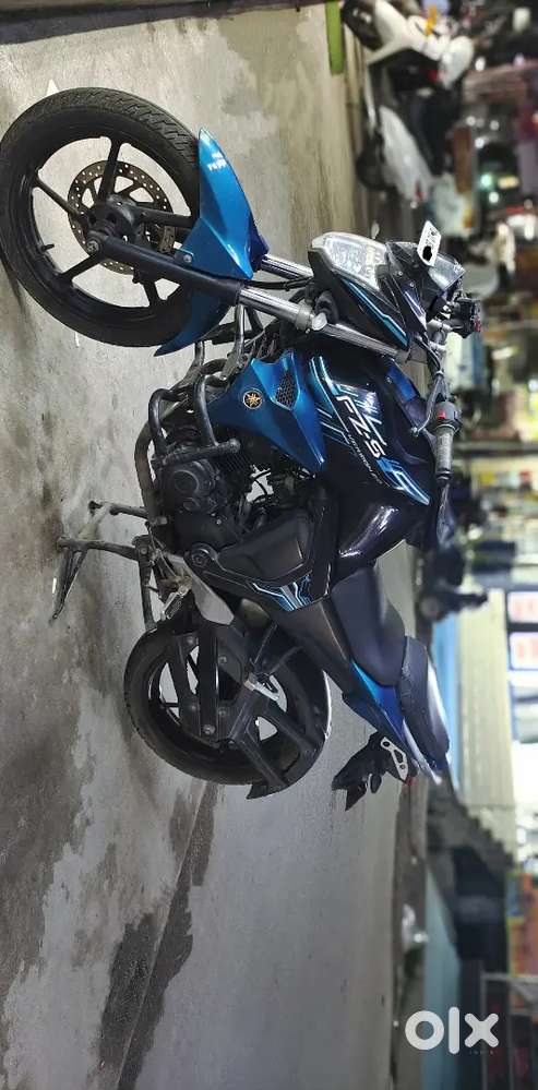 Fz s v2 neat condition urgent sale
