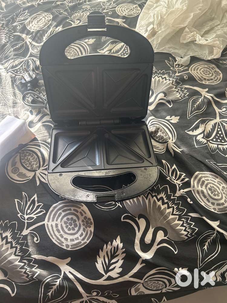 Pigeon Sandwich Toaster