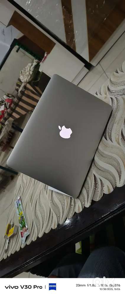 Macbook air 2015 model emc 2925 128 gb new h