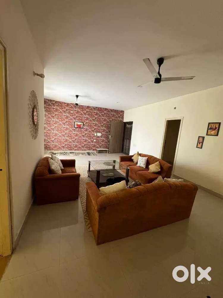2 bhk furnished flat for Rent near Medanta hospital and Lulu mall lko