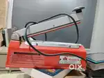 Sealing machine