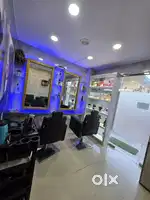 I'm looking some one take my salon on lease or buy