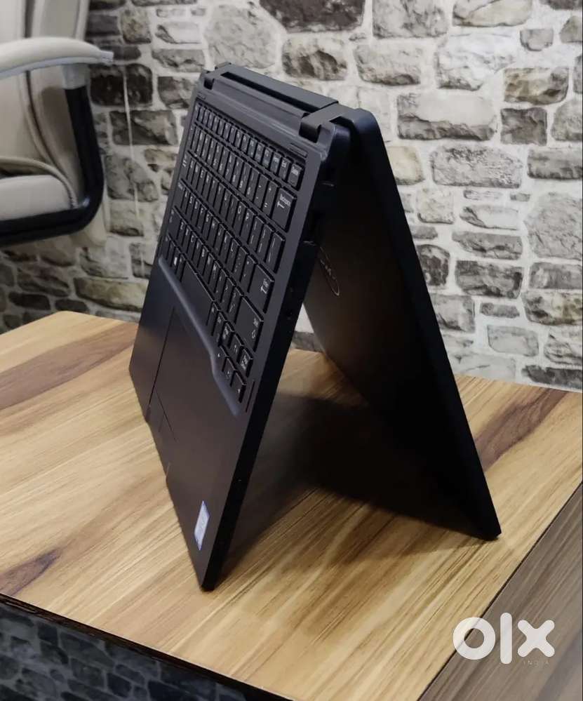 Refurbished Dell Latitude 5300 2 In 1 Laptop - Core I5 8th Gen  16/256