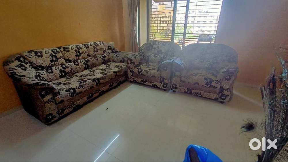 5 seater sofa