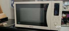MICROWAVE, MIXER GRINDER, SPEAKERS, WI FI ROUTER, TOOLS, & DINNER SET