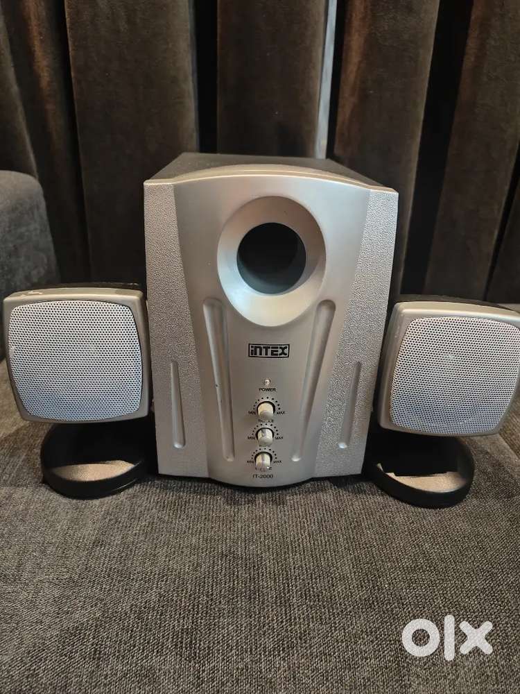 Speakers with Woofer - Intex